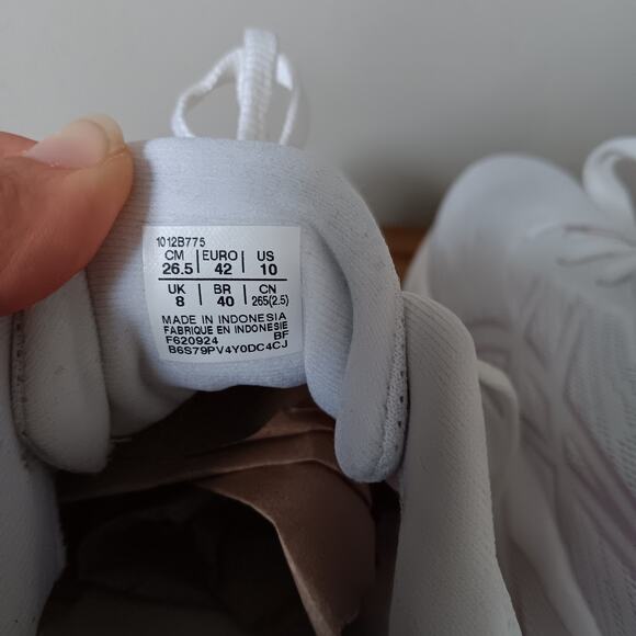 ASICS Womens Versablast 4 White Light Ube 1012B775 Size 10 Running Shoes - Picture 8 of 13